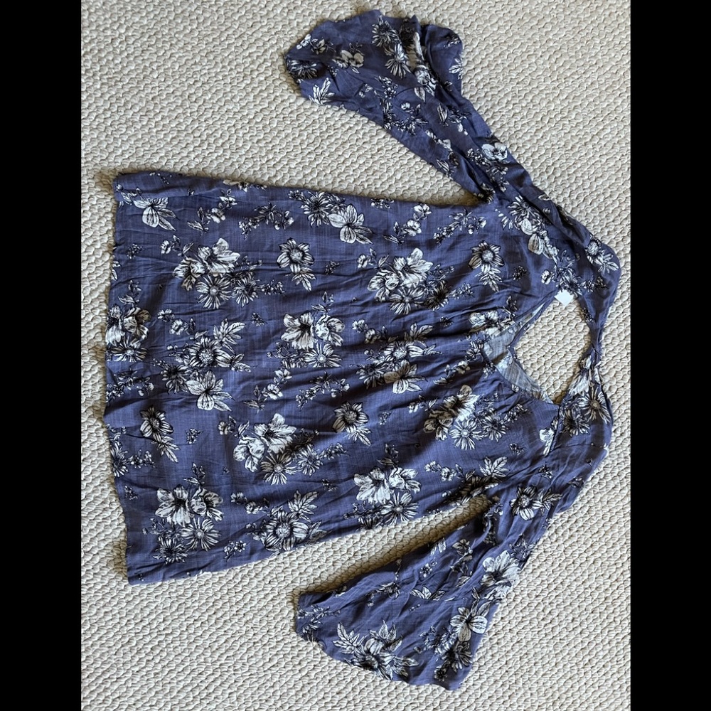 Cute floral top